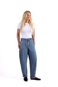 Austin Barrel Leg Sculpting Jeans